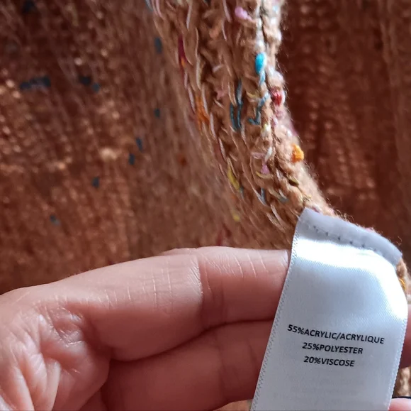 Cleo Duster - Picture 3 of 3